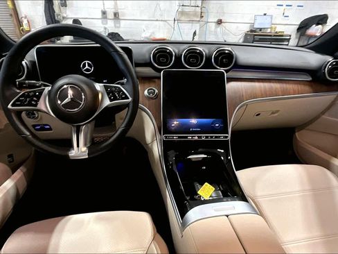 Used 2023 Mercedes-Benz C 300 4MATIC Sedan image 16