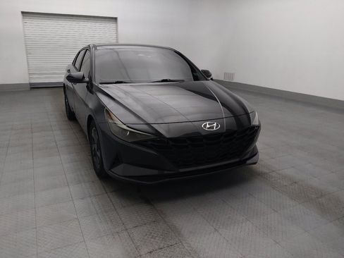 Used 2021 Hyundai Elantra SEL FWD image 14
