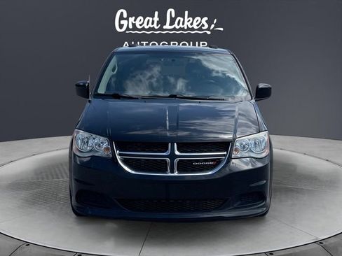 Used 2016 Dodge Grand Caravan SXT w/ Rear Park Assist Package FWD image 8