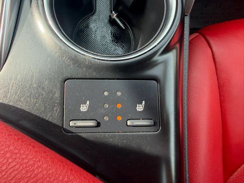 Used 2020 Toyota Camry XSE FWD image 23