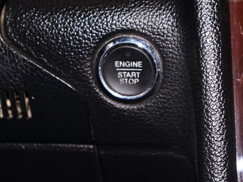 Used 2017 Lincoln Navigator L Select AWD/4WD image 29
