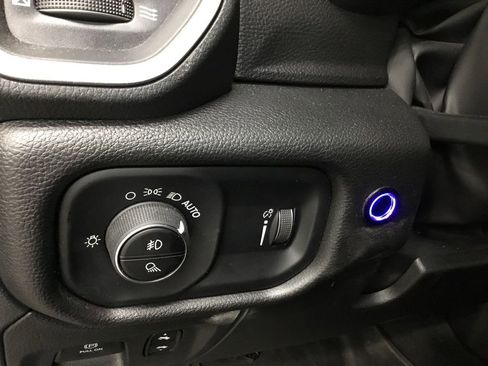 Used 2023 RAM 1500 Big Horn image 15