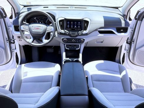 Certified 2024 GMC Terrain SLE w/ Driver Convenience Package AWD/4WD image 12