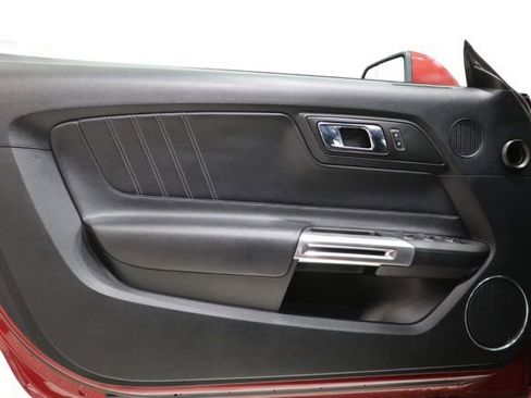 Used 2017 Ford Mustang GT Premium RWD image 21