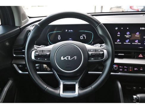 Used 2023 Kia Sportage EX image 16