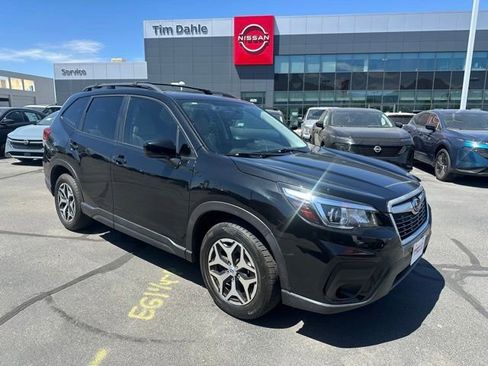 Used 2020 Subaru Forester Premium AWD/4WD image 1