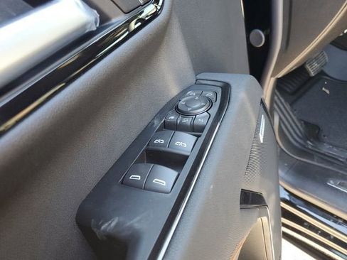 New 2026 GMC Sierra 2500 AT4 w/ AT4 Premium Plus Package AWD/4WD image 19