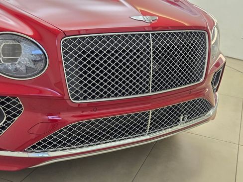 Certified 2021 Bentley Bentayga AWD/4WD image 9