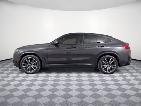 Certified 2024 BMW X4 xDrive30i w/ Premium Package AWD/4WD image 2