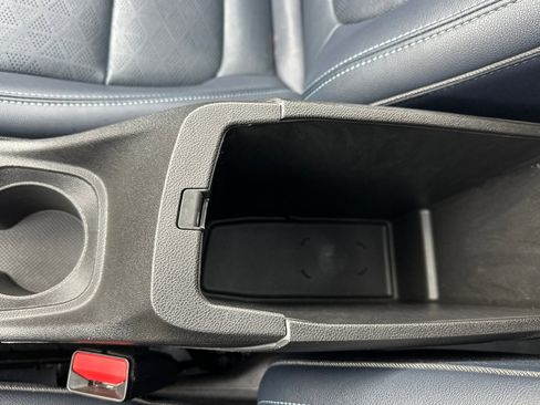 Used 2022 Chevrolet Bolt EUV Premier w/ Sun & Sound Package image 32