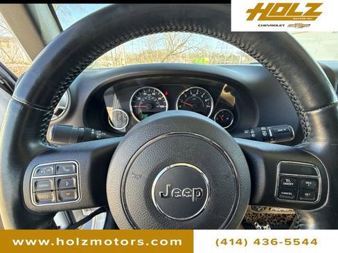 Used 2014 Jeep Wrangler Unlimited Sahara w/ Connectivity Group image 12