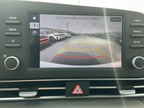 New 2026 Hyundai Elantra SE FWD image 19