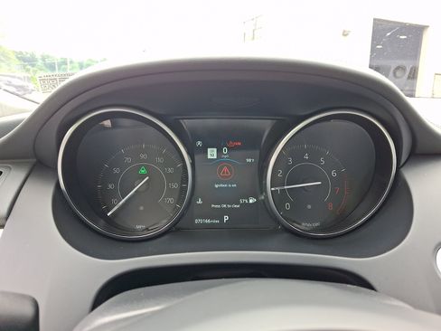 Used 2020 Jaguar E-PACE SE AWD/4WD image 23