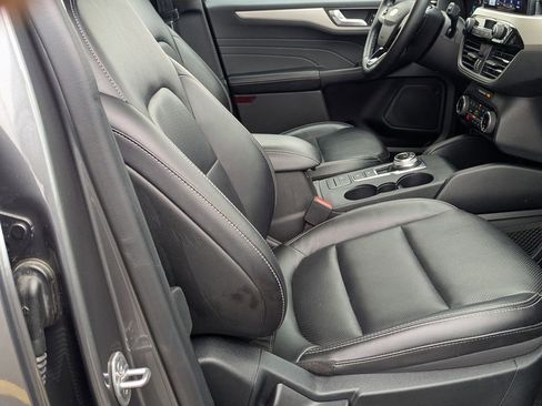 Used 2022 Ford Escape SEL image 25