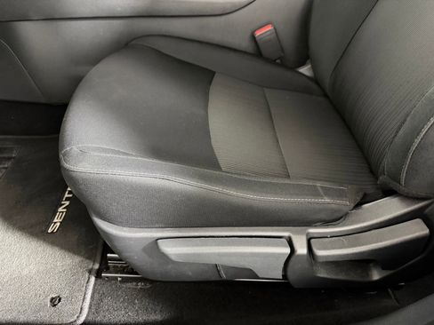 Used 2025 Nissan Sentra SV FWD image 11