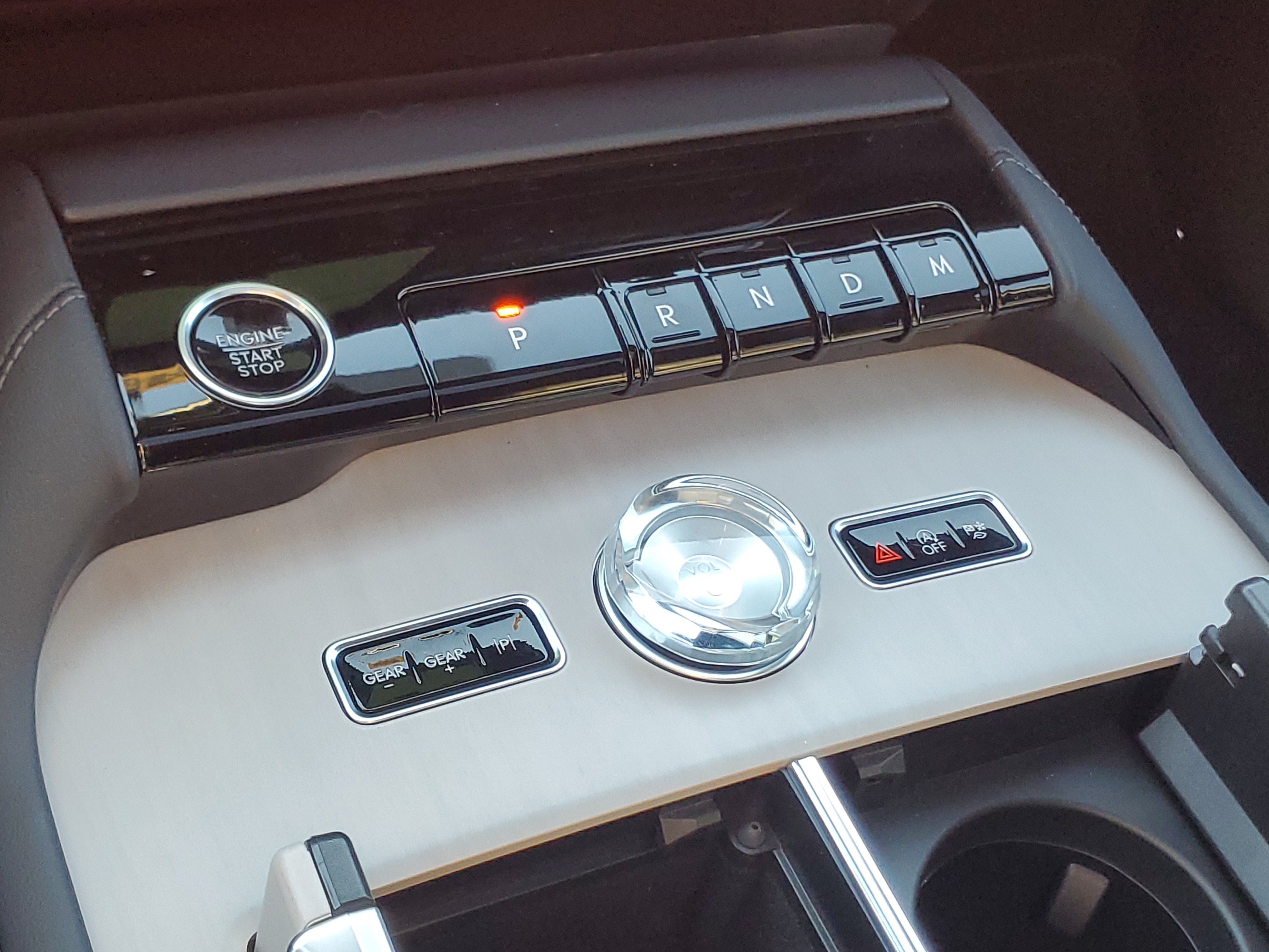 New 2026 Lincoln Navigator Reserve w/ Jet Appearance Package AWD/4WD image 25