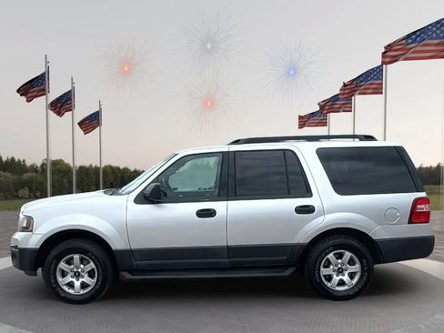Used 2017 Ford Expedition XL w/ Equipment Group 101A AWD/4WD image 6