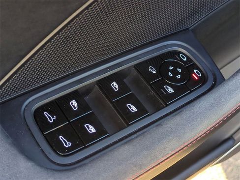 Used 2019 Porsche Panamera GTS image 12