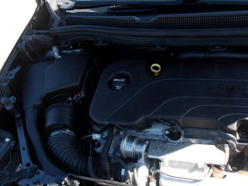Used 2019 Chevrolet Cruze LT image 34