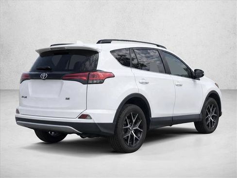 Used 2018 Toyota RAV4 SE w/ Power Extra Value Package FWD image 7