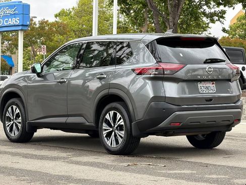 Used 2021 Nissan Rogue SV FWD image 6