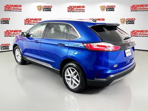 Used 2021 Ford Edge SEL FWD image 2