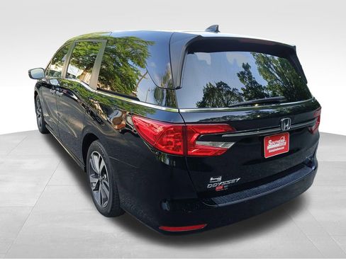 Used 2023 Honda Odyssey Touring image 7