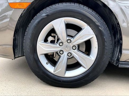 Used 2018 Honda Odyssey EX-L image 11
