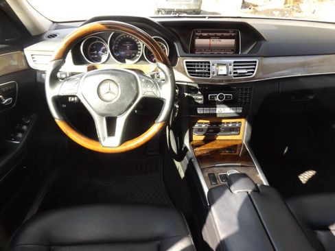 Used 2014 Mercedes-Benz E 350 Sedan image 15