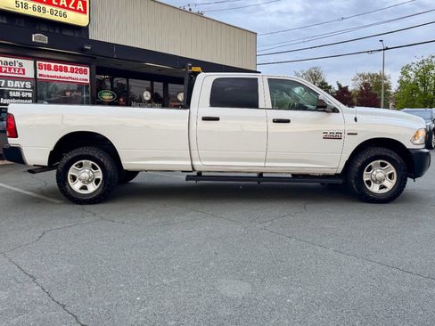Used 2017 RAM 3500 Tradesman image 3