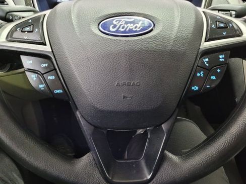 Used 2019 Ford Fusion SE image 29