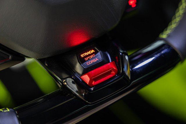 Used 2023 Lamborghini Huracan Tecnica RWD image 46