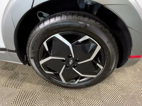 Used 2024 Hyundai Ioniq 5 Limited RWD image 17