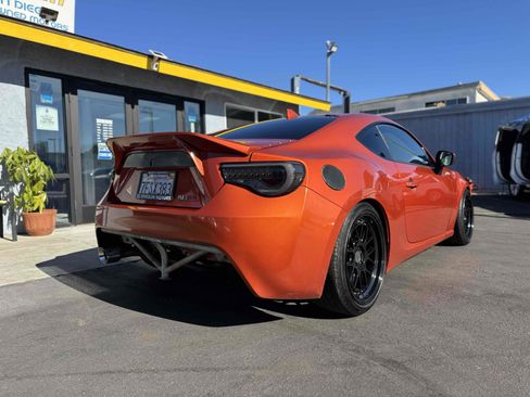 Used 2015 Scion FR-S image 5