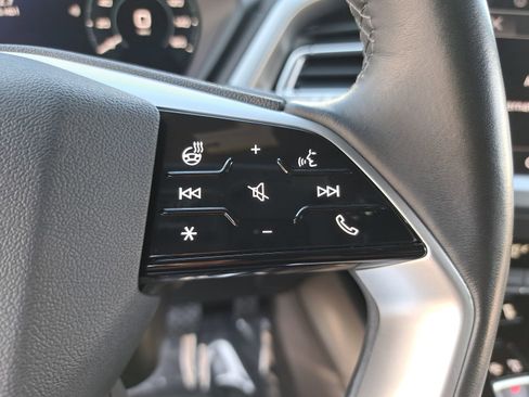 Used 2024 Audi Q4 e-tron Premium Plus image 18