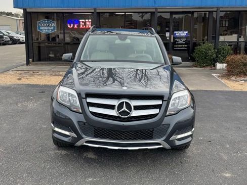Used 2013 Mercedes-Benz GLK 350 4MATIC image 3