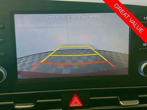 Used 2023 Hyundai Elantra SEL w/ Cargo Package image 13