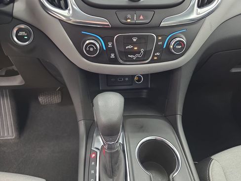 Used 2023 Chevrolet Equinox LS w/ LS Convenience Package AWD/4WD image 21