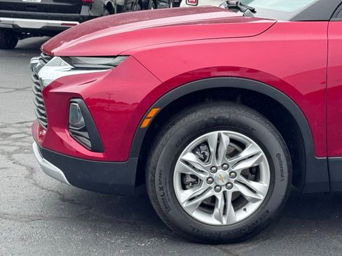 Used 2022 Chevrolet Blazer LT AWD/4WD image 35