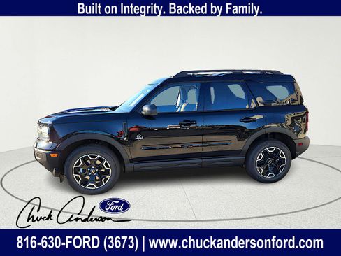 New 2025 Ford Bronco Sport Outer Banks image 3