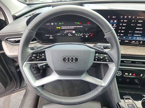Certified 2025 Audi Q5 Premium Plus w/ Premium Plus AWD/4WD image 20