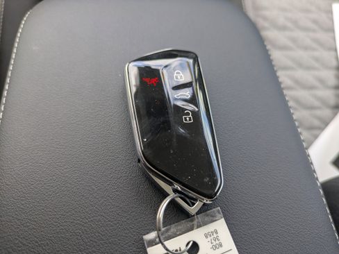 Used 2025 Volkswagen Tiguan S FWD image 29