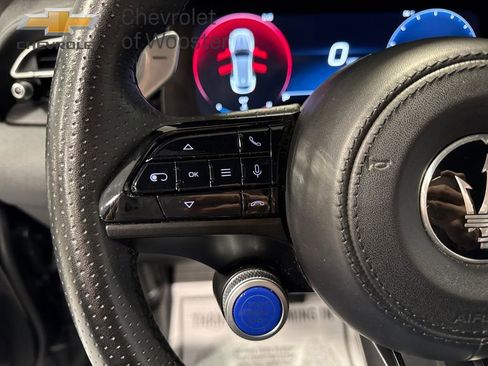 Used 2024 Maserati Grecale GT image 17