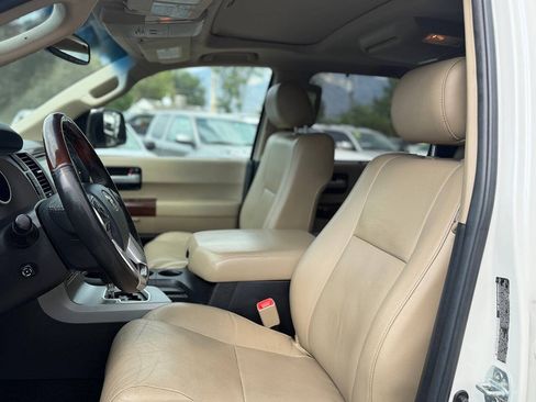 Used 2015 Toyota Sequoia Platinum AWD/4WD image 80