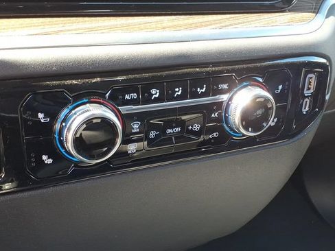 New 2026 GMC Sierra 1500 Elevation AWD/4WD image 20
