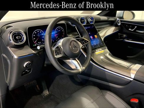 Used 2026 Mercedes-Benz GLC 300 4MATIC image 17