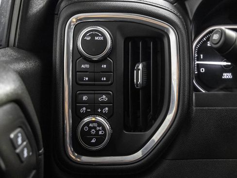 Used 2021 GMC Sierra 1500 Denali w/ Driver Alert Package II AWD/4WD image 23