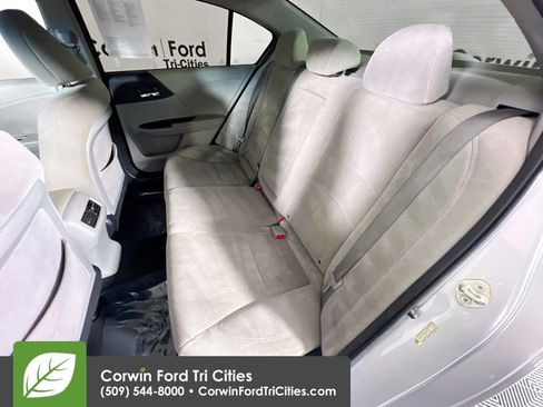 Used 2013 Honda Accord EX image 27