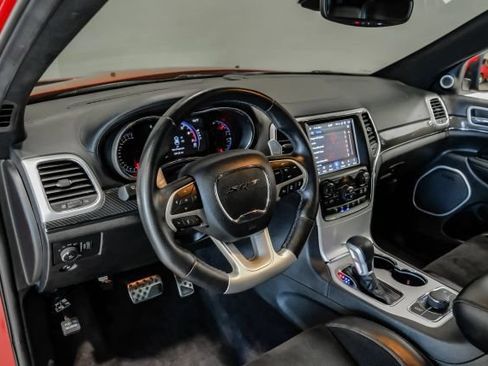 Used 2018 Jeep Grand Cherokee SRT AWD/4WD image 4