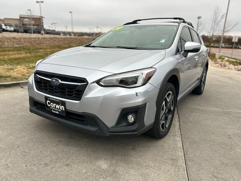 Used 2020 Subaru Crosstrek 2.0i Limited w/ Moonroof Package w/Navigation AWD/4WD image 3